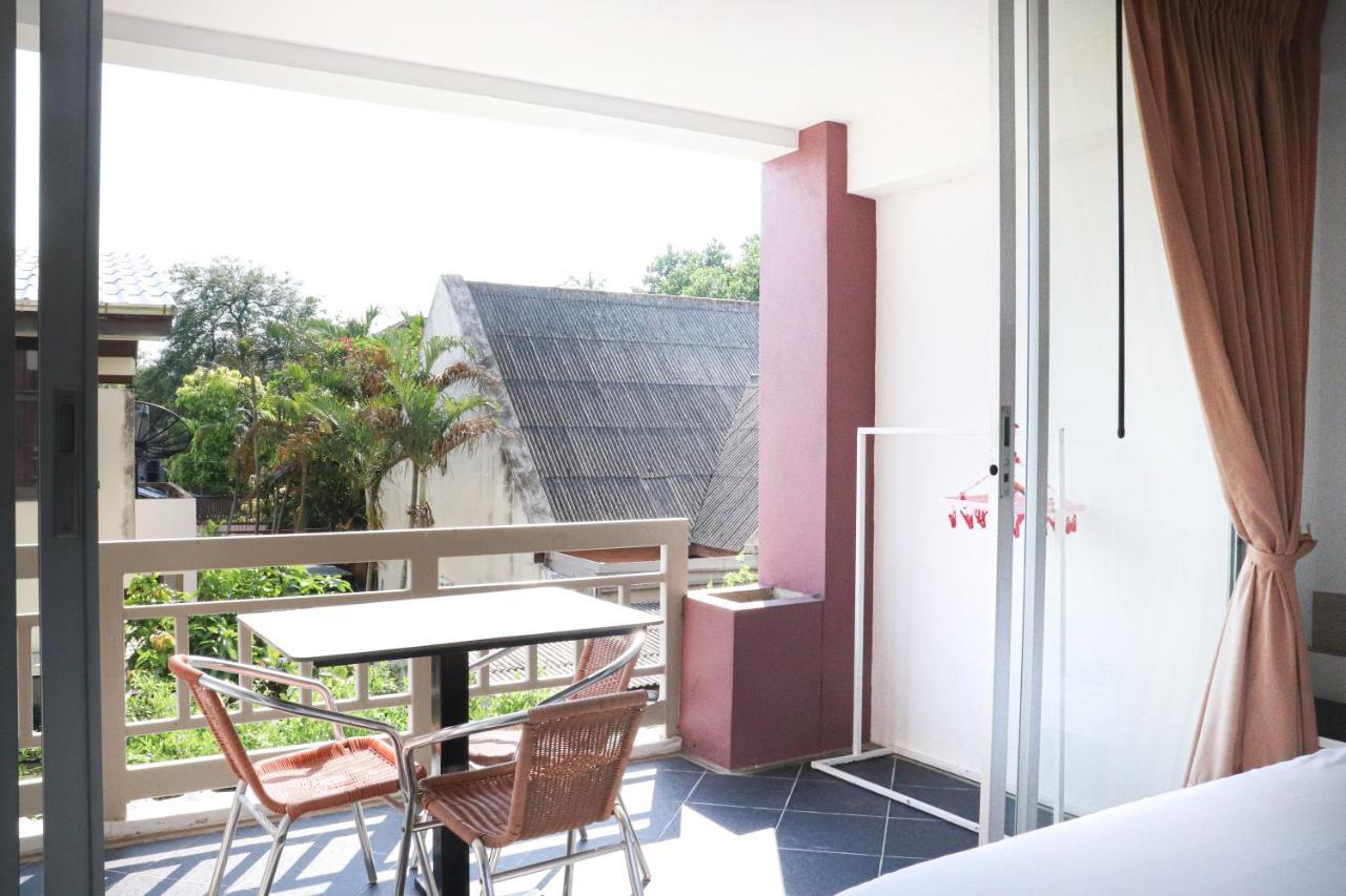 Baansabai Ramaiv Aparthotel Bangkok Exterior photo