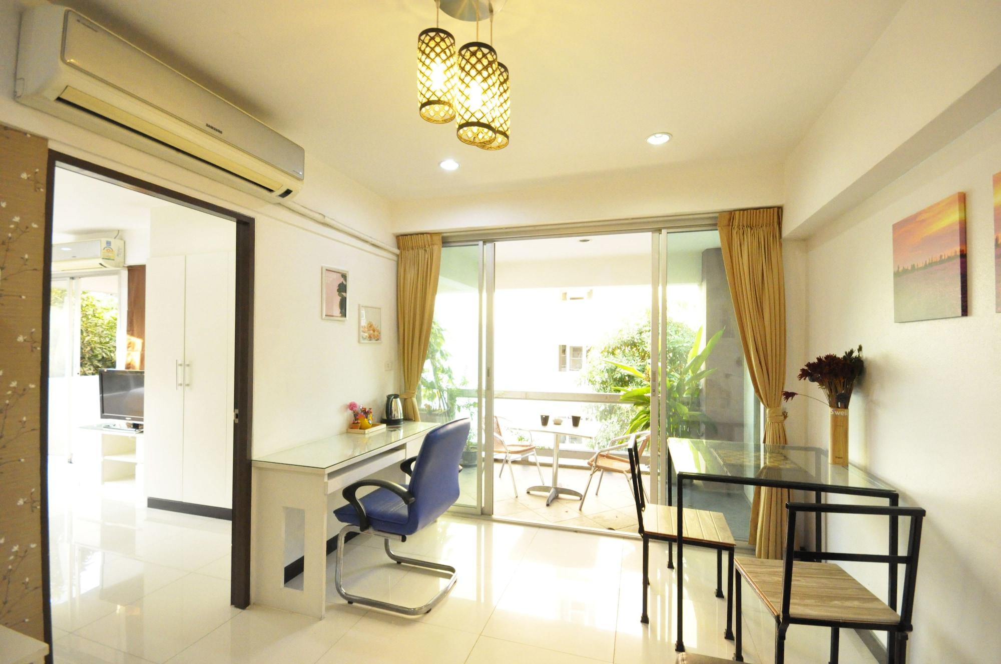 Baansabai Ramaiv Aparthotel Bangkok Exterior photo